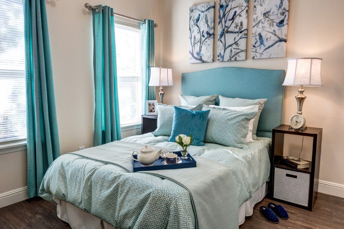 Broadway Mesa Village | Bedroom