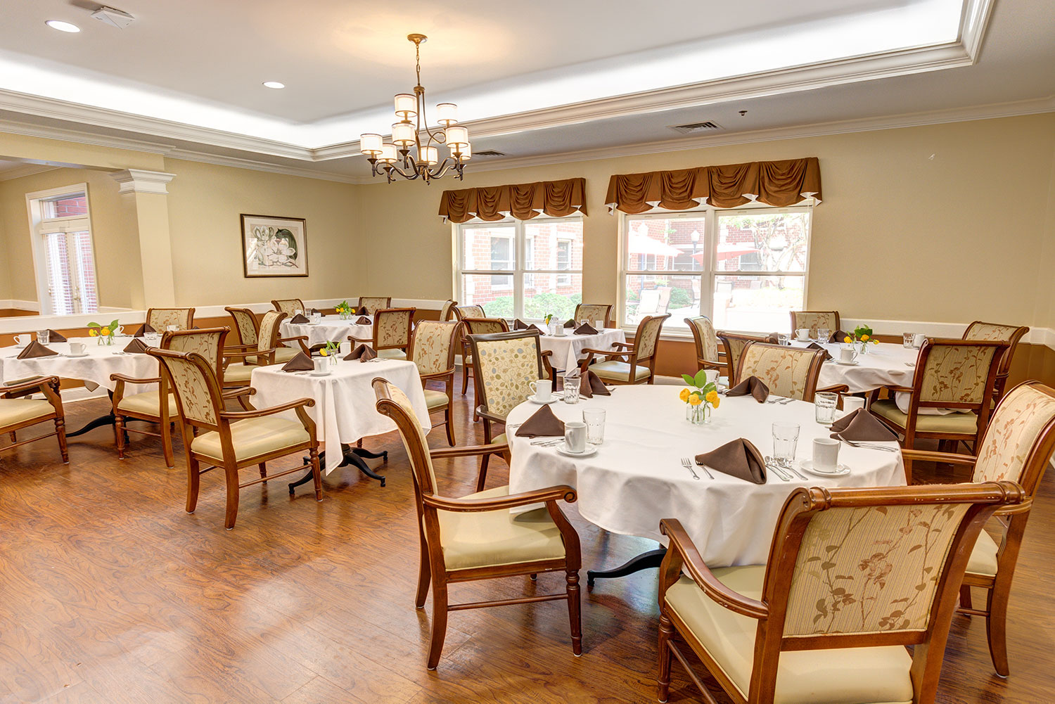 Dunwoody Place | Dining Hall