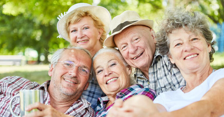Senior Living vs. Live-In Caregivers in Atlanta | Dunwoody Place