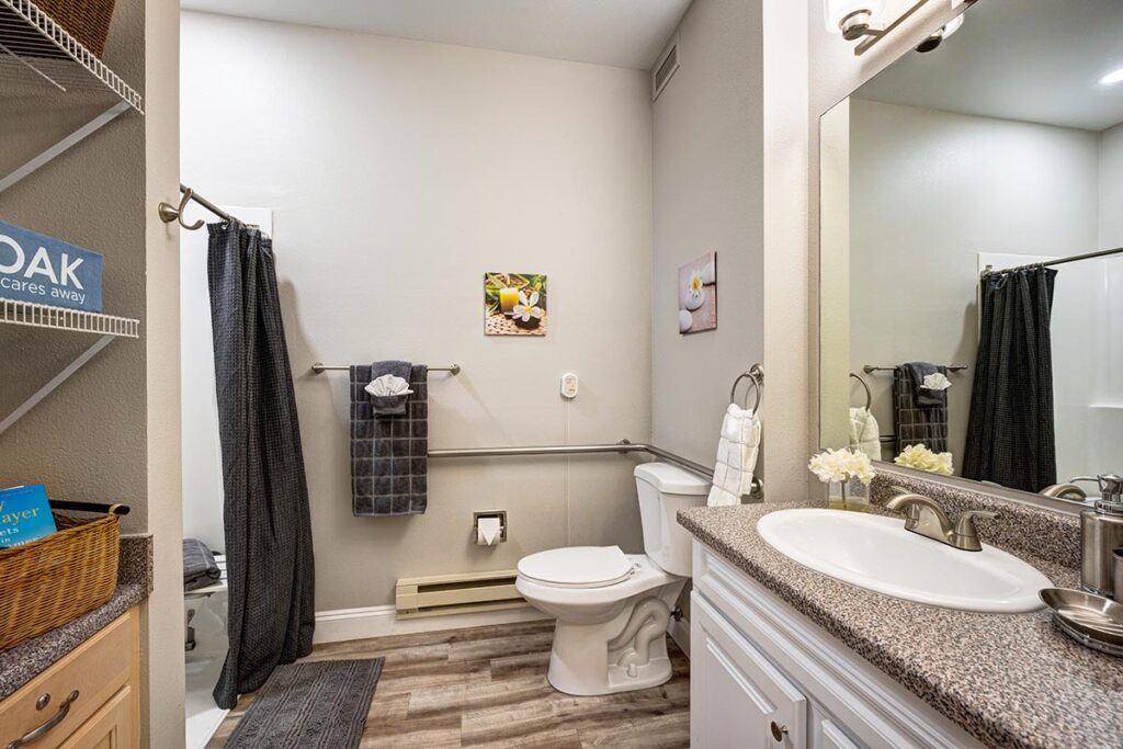 Gig Harbor Court | Bathroom