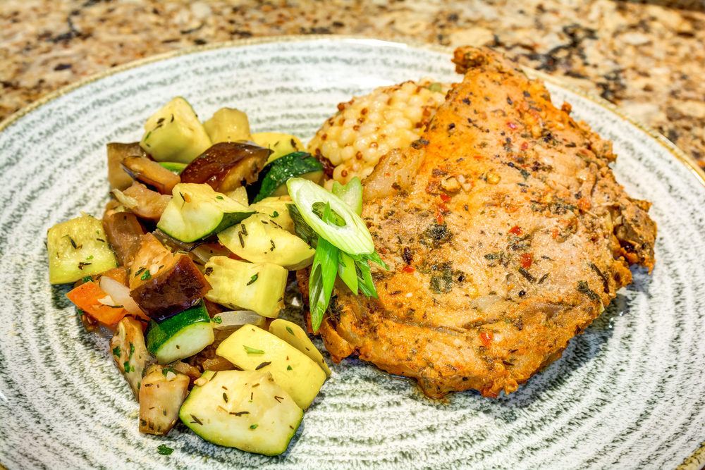 Glenwood Village of Overland Park | Chicken with vegetables