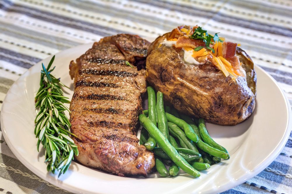 Glenwood Village of Overland Park | Steak dinner