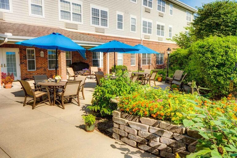 Glenwood Village of Overland Park | Back Patio Seating