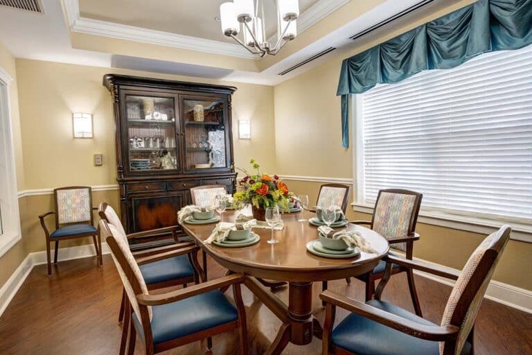 Glenwood Village of Overland Park | Dining Room Table