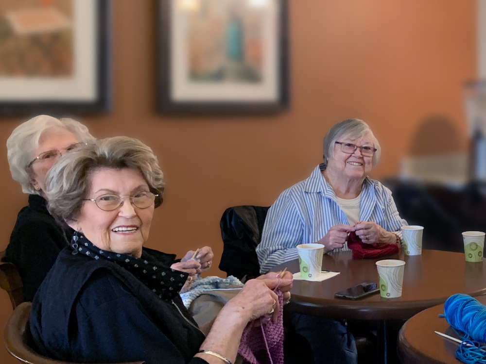 Greenhaven Place | Residents at table