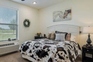 How to Help Your Parent Adjust to Assisted Living | Forney