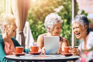 Pegasus Landing of Town Square | Senior Ladies Enjoying Teas Together