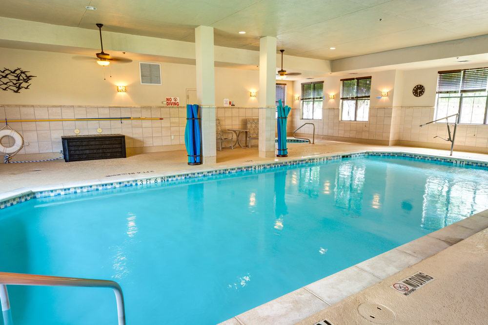 Ridgmar Place | Swimming Pool