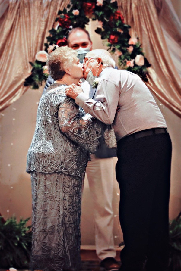 Ridgmar Place | Senior couple at their wedding