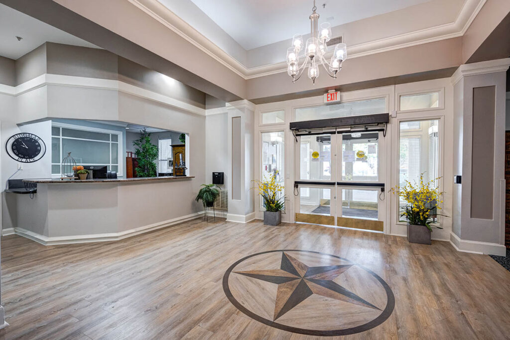 Ridgmar Place | Lobby