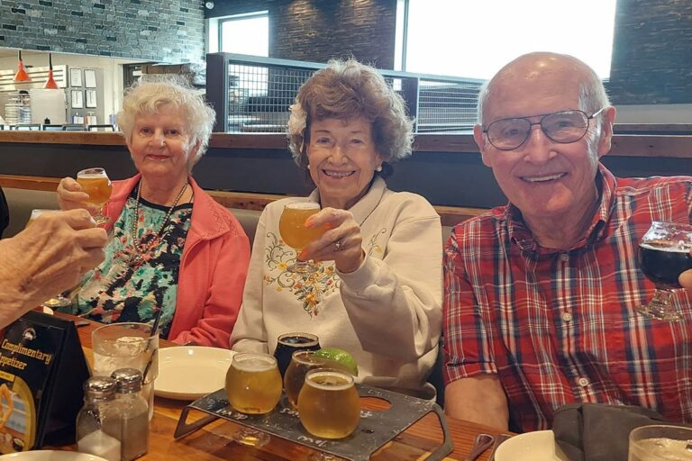 Ridgmar Place | Senior residents enjoying drinks at a brewery tour