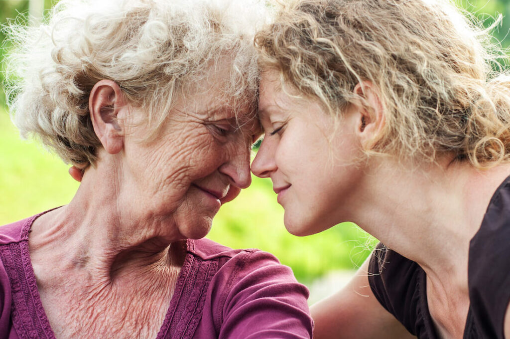 Sterling Court at Roseville | Senior with dementia and her daughter having a moment