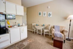Sterling Court at Roseville | Apartment kitchen