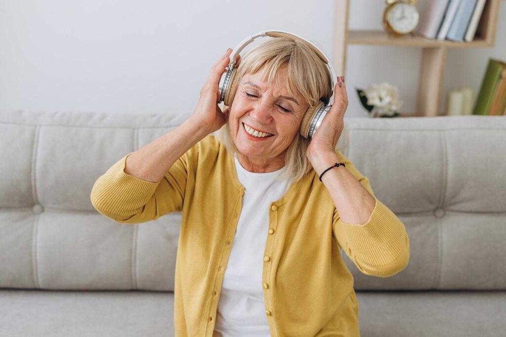 Sun City West | The Health Benefits of Music for Seniors