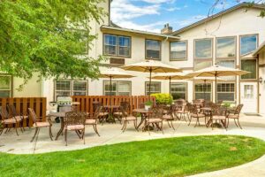 The Chateau at Gardnerville | Outdoor seating