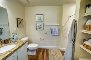 The Courtyards at Mountain View | Bathroom