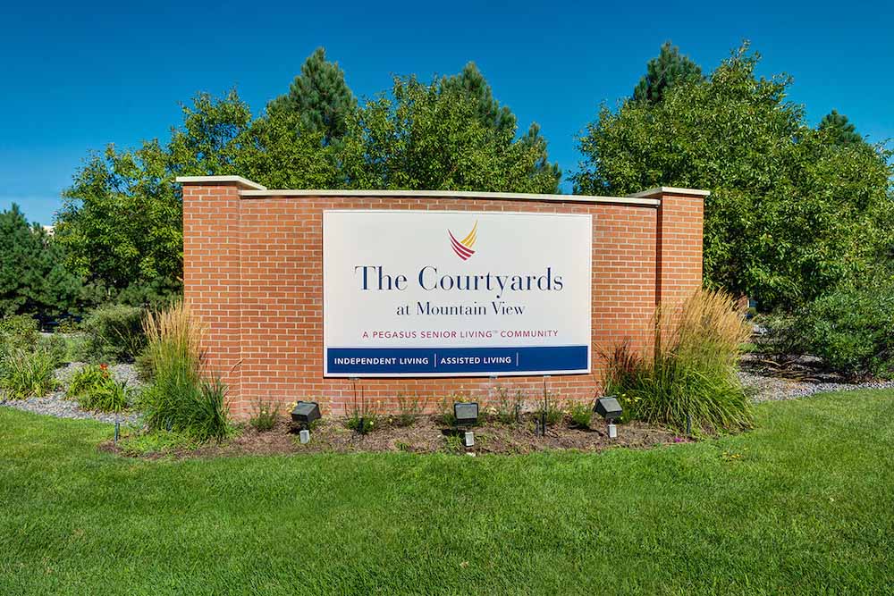 The Courtyards at Mountain View | Outdoor Sign