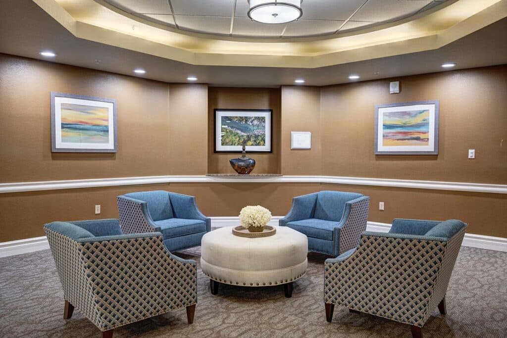 The Courtyards at Mountain View | Indoor Seating