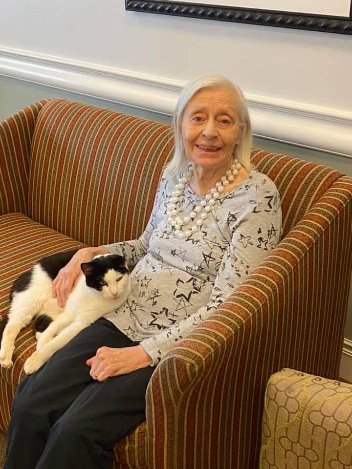 The Farrington at Tanglewood | Resident with cat