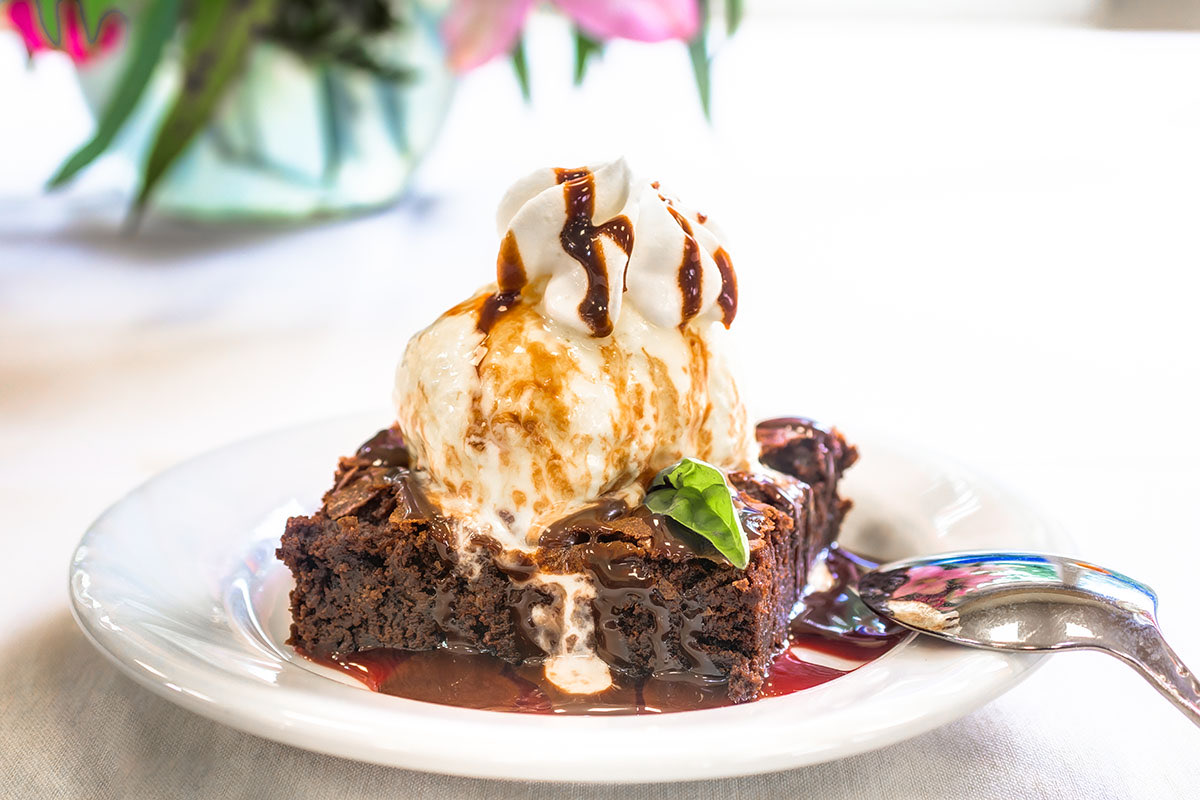 The Gardens at Marysville | Brownie with ice cream