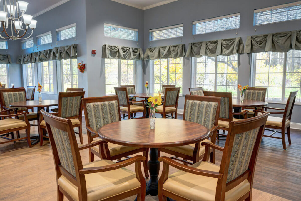 The Landing at Queensbury | Dining room