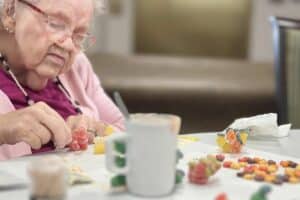 Pegasus Senior Living | Residents making arts and crafts