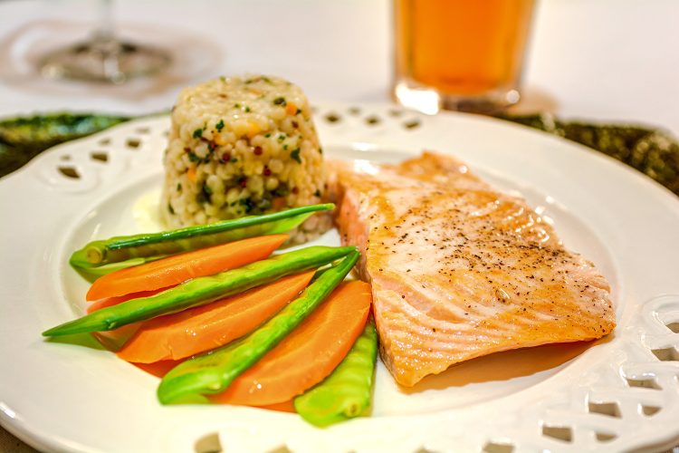 The Rivers at Puyallup | Salmon, rice, and vegetables