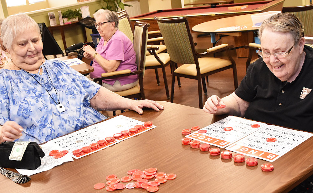 Pegasus Senior Living | Seniors playing Bingo