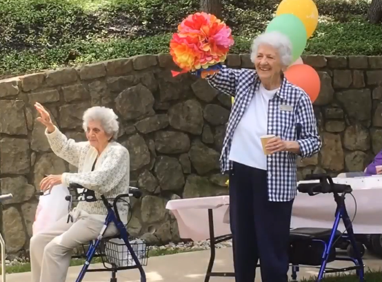 Pegasus Senior Living | Ridgmar Place Mother's Day parade