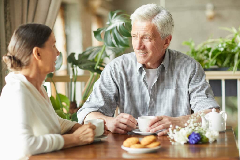 Pegasus Senior Living | Seniors in dining room