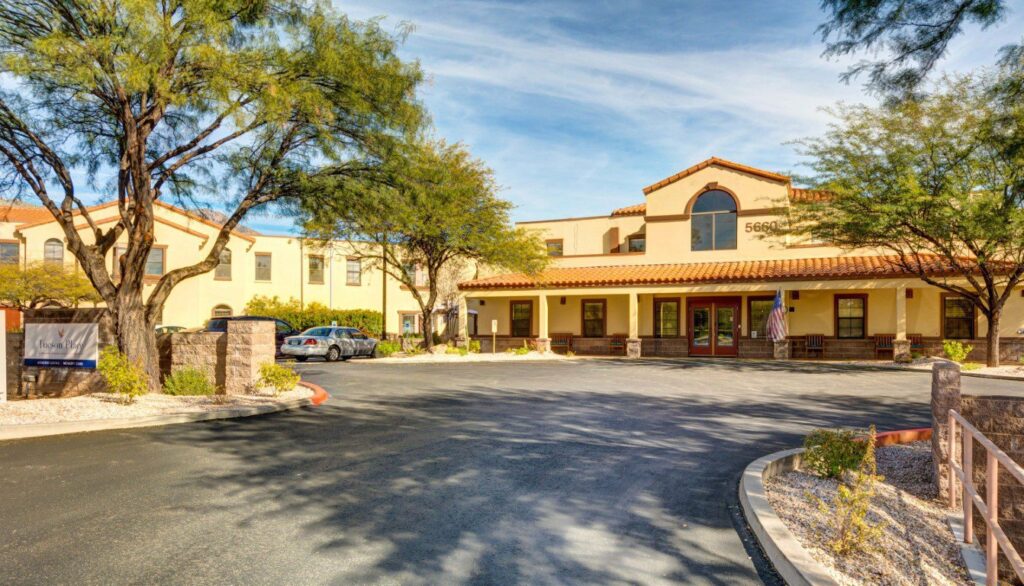 Tucson Place at Ventana Canyon | Building Exterior