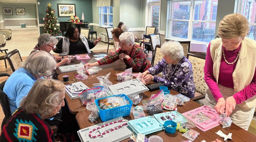 Dunwoody Place | Residents working on a craft
