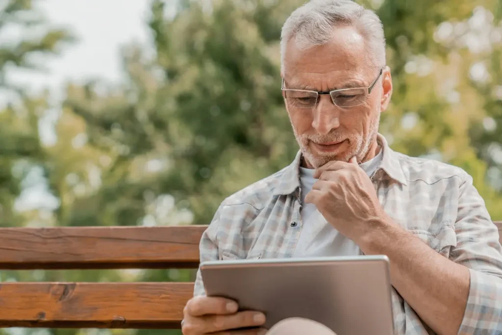 How Screen Time Affects the Brain │ Pegasus Senior Living